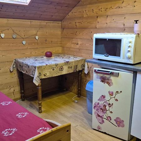 Comme A La Maison, Chambres Au Calme Verrens-Arvey Екстериор снимка
